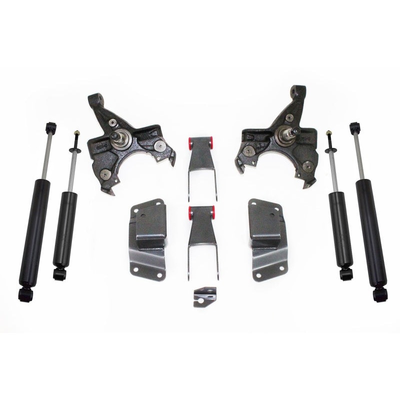 MaxTrac 88-91 GM C1500/2500 2WD Standard Cab 5/6 Lug 2in/4in Lowering Spindle Kit